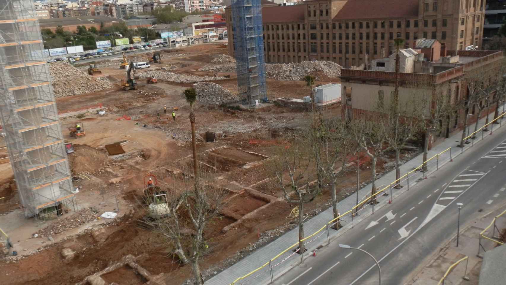 Terrenos de Cosme Toda / STOP MASSIFICACIÓ L'H COSME TODA