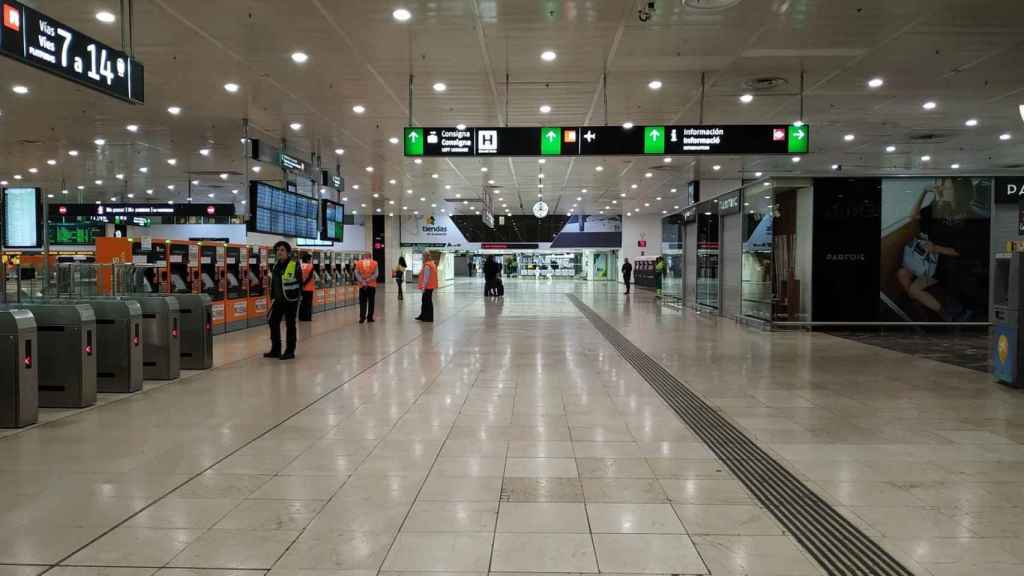 Imagen del interior de la estación de Sants / EUROPA PRESS