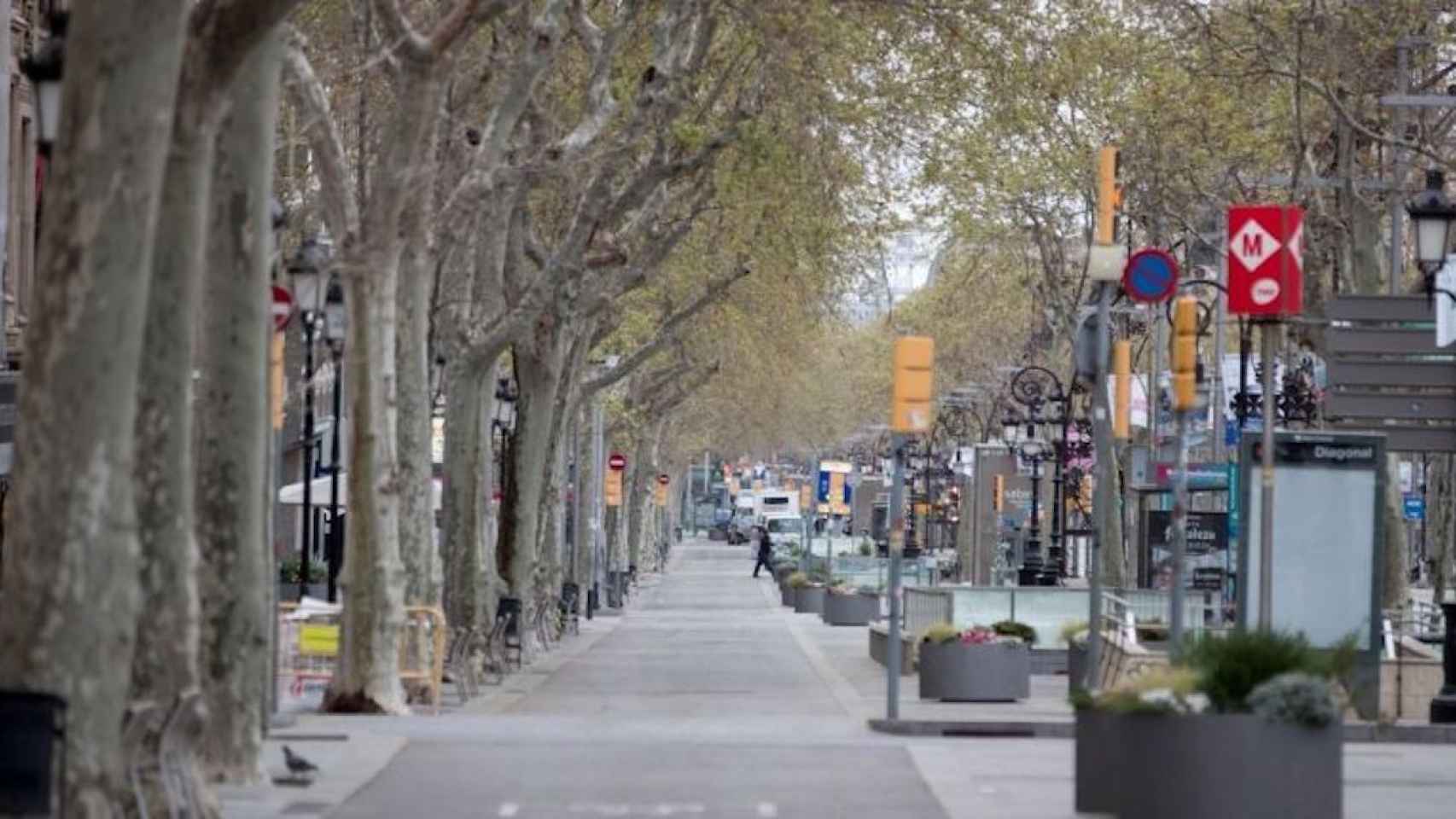 El paseo de Gràcia, sin turistas durante la pandemia / EFE