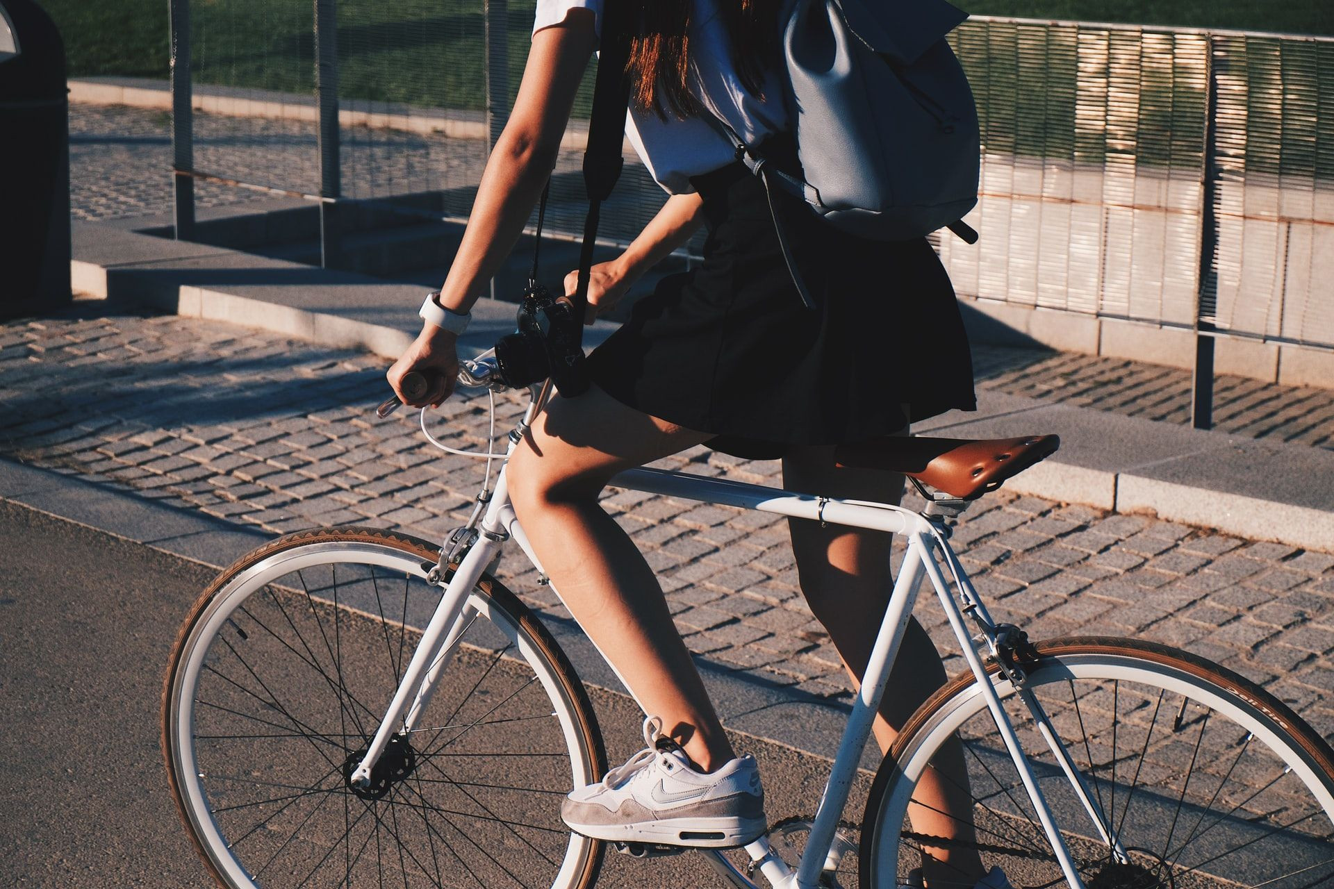 Un hombre circula en bicicleta / ARCHIVO