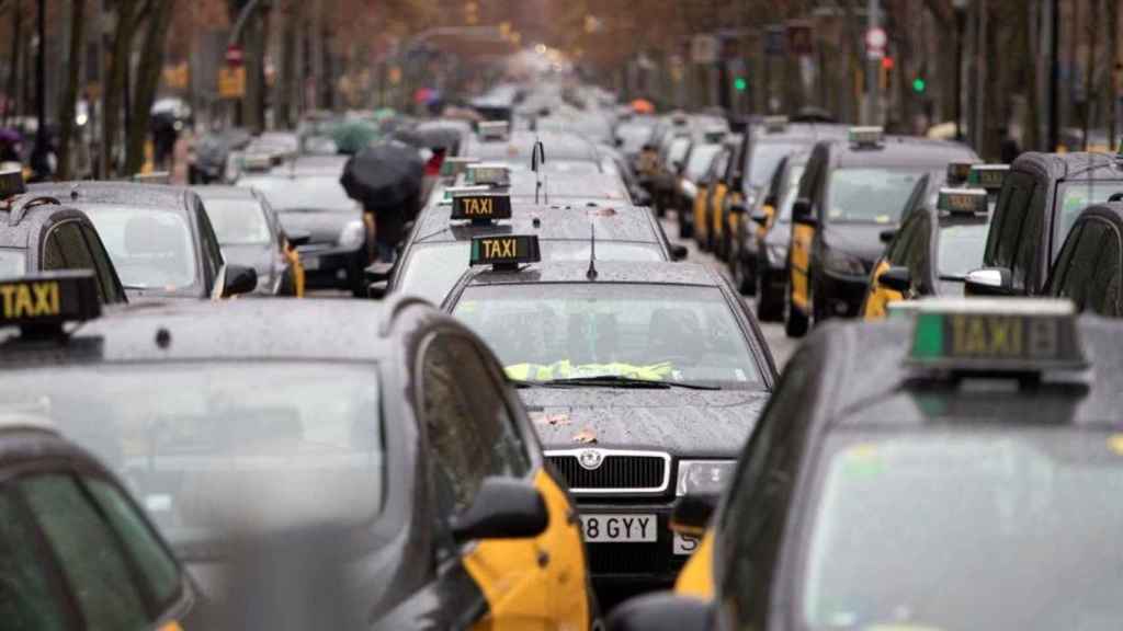 Taxis en Barcelona / EFE