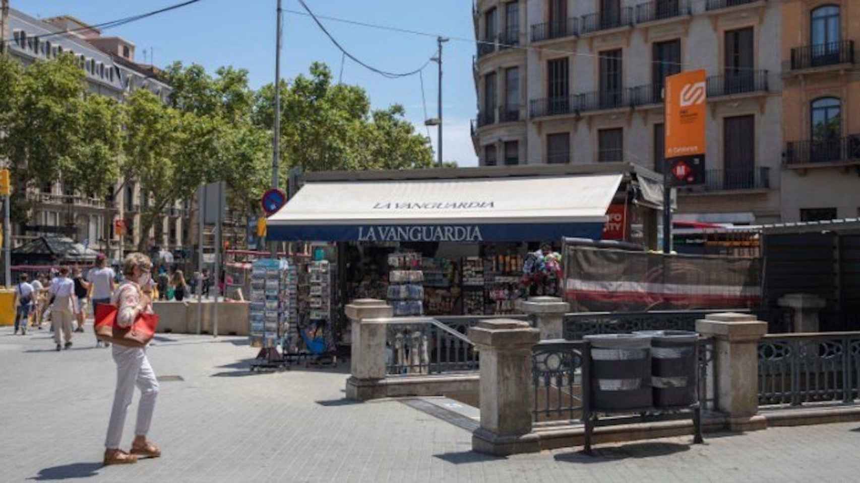 El acceso de La Rambla a la estación de Plaça Catalunya de FGC / FGC