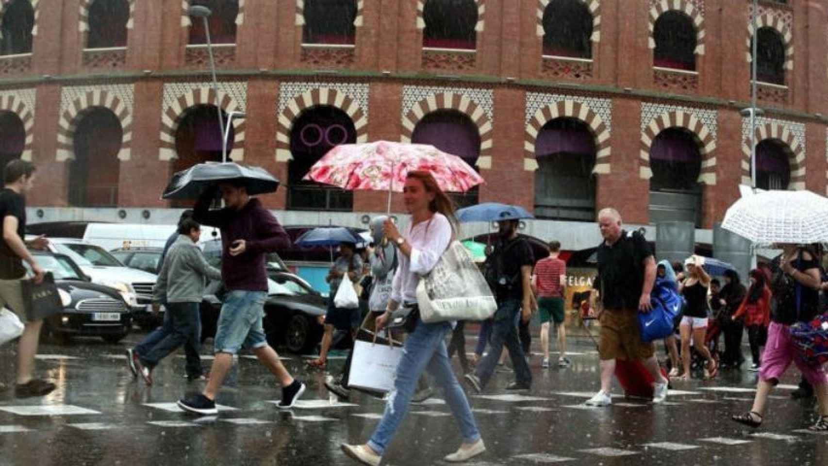 Lluvia en Barcelona / EFE