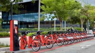 El Ayuntamiento de Barcelona instalará aparcamientos para bicis y VMP por la demanda ciudadana