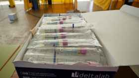 Material dispuesto para realizar PCR de diagnóstico de Covid-19 en los cribajes masivos / EDUARDO SANZ - EUROPA PRESS