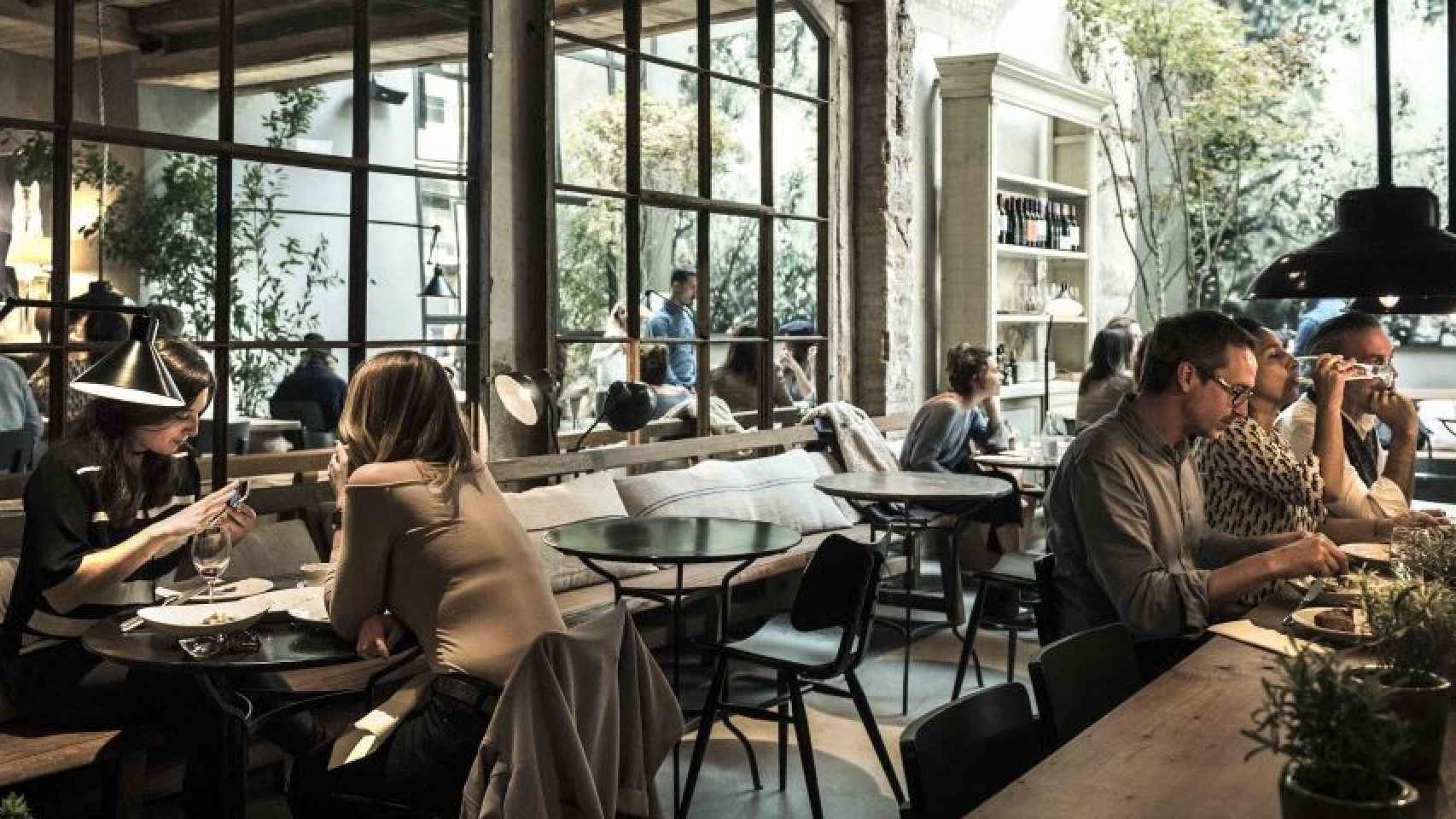 Interior de un local de restauración en Barcelona