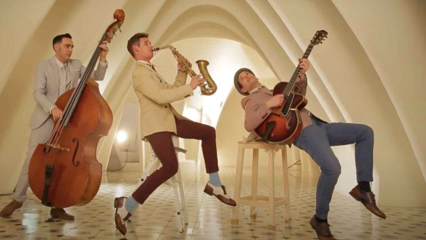 Los integrantes del grupo Blues, Swing, Jazz and Boogaloo en la Casa Batlló / CASA BATLLÓ