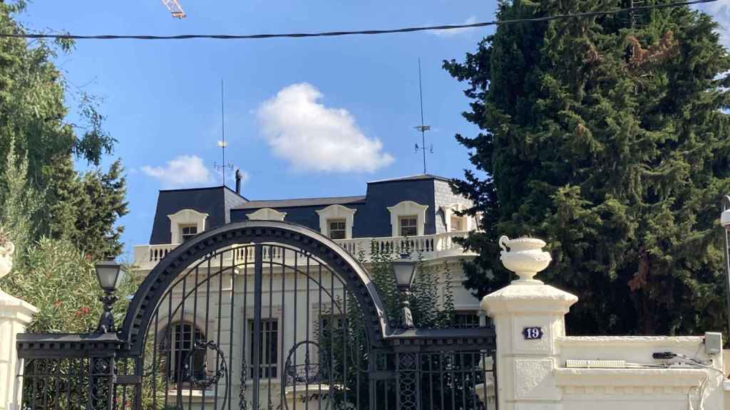 Exterior del palacete de Sarrià, situado en el Paseo de Reina Elisenda de Montcada / S.C.