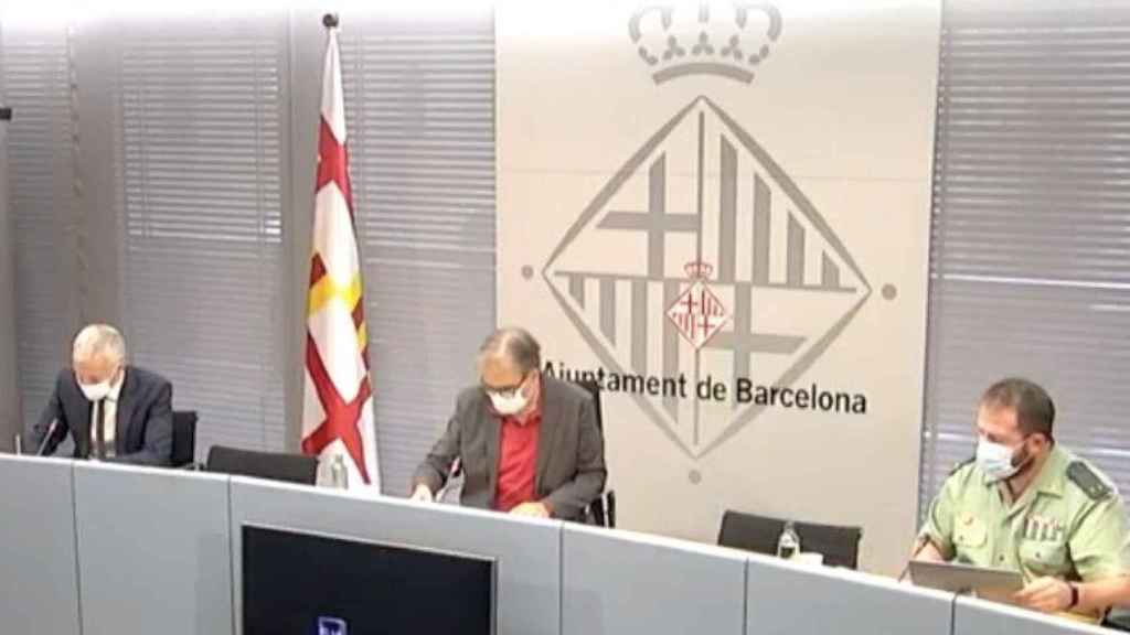 Marc Molins, Joan Subirats y Juan José Águila, en rueda de prensa sobre el legado de Muñoz Ramonet / AJ BCN