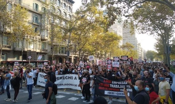 Manifestación del ocio nocturno en el centro de Barcelona / J.S.