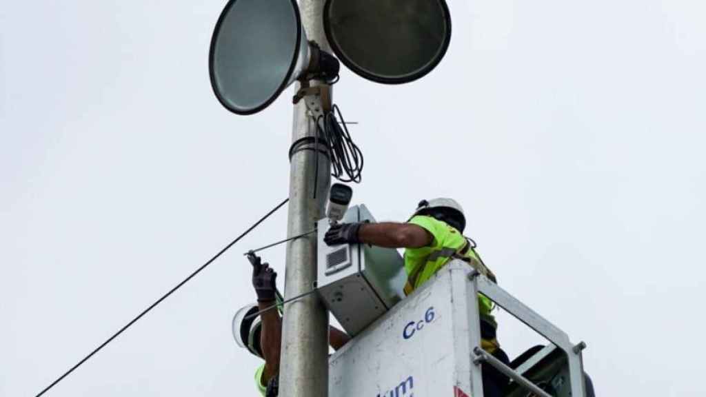 Instalación de una cámara en Barcelona / AJ BCN