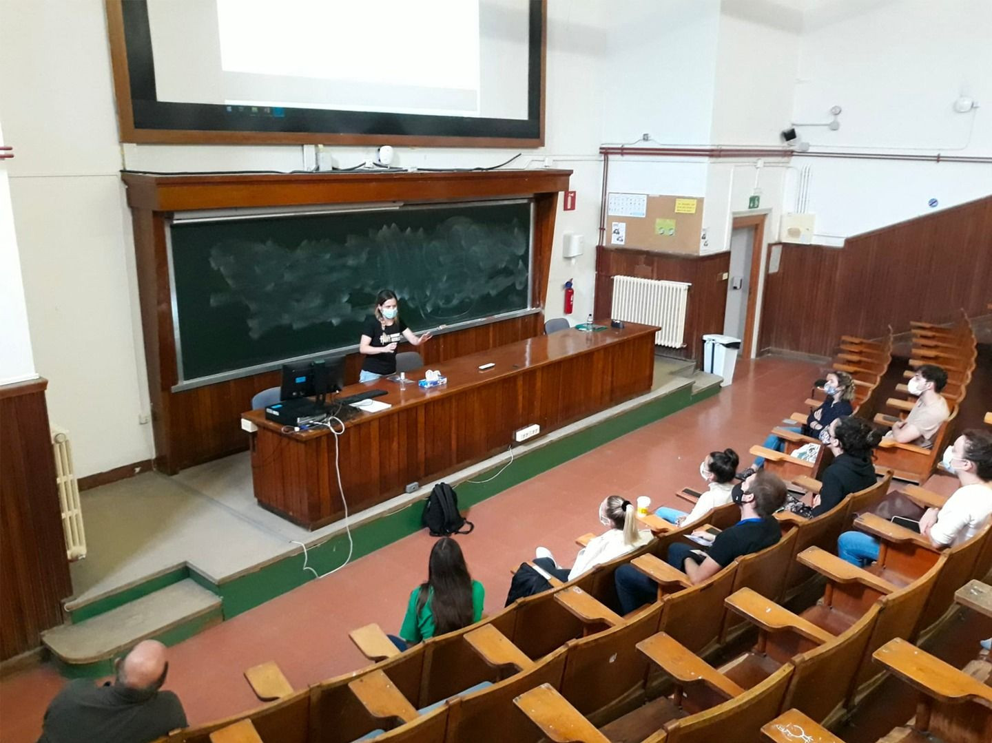 Una clase en la Universitat de Barcelona (UB) / UB