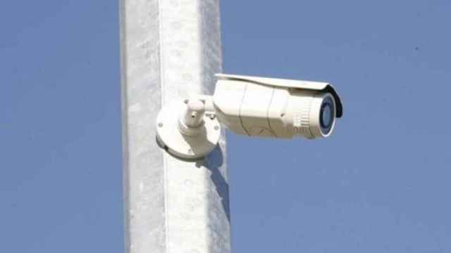 Imagen de una cámara de videovigilancia en la calle : ARCHIVO_570x340