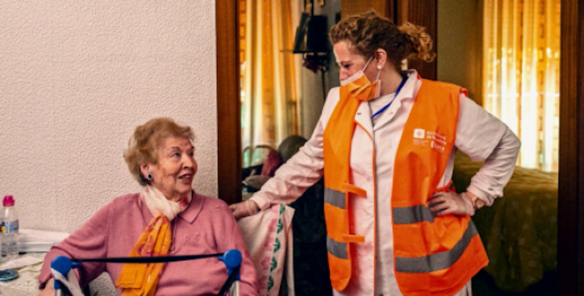 Un servicio de atención domiciliaria en Barcelona / AYUNTAMIENTO DE BARCELONA