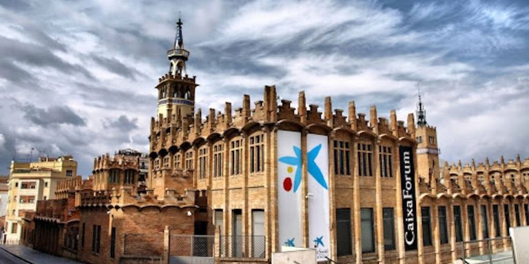 Fachada del CaixaForum en una imagen de recurso / ARCHIVO