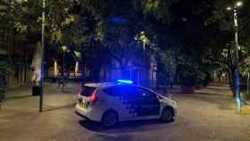 Un coche de la policía local en l'Hospitalet de Llobregat / L'HOSPITALET DE LLOBREGAT