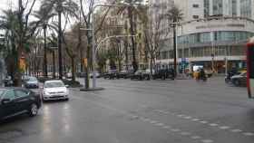 Confluencia de la avenida Diagonal con la calle Muntaner, previamente a la supresión de un carril / JORDI SUBIRANA