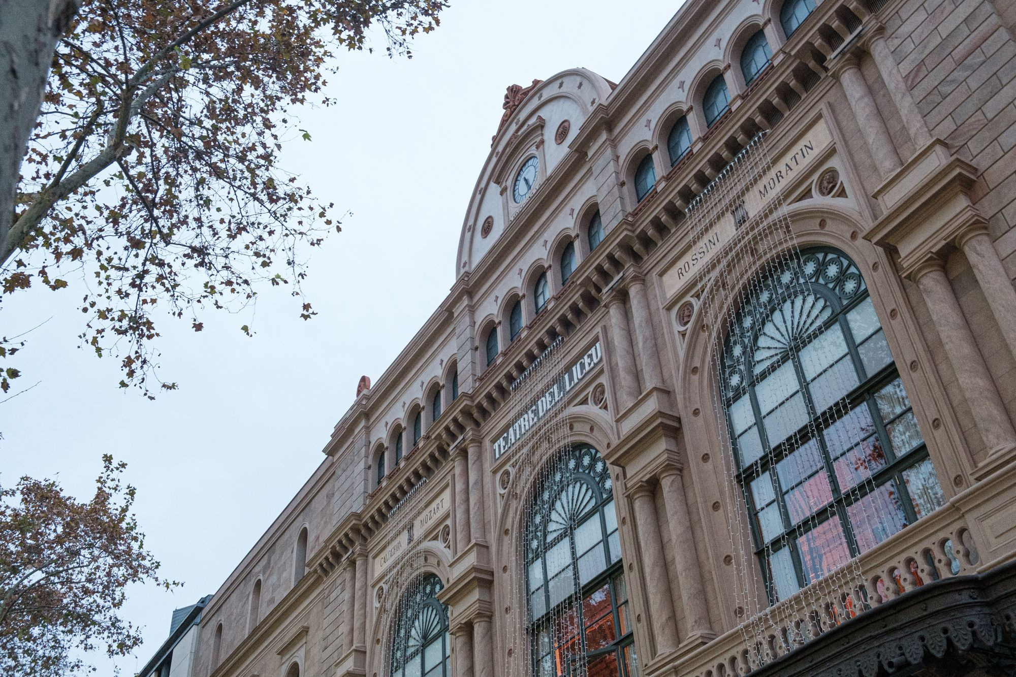 Fachada del Gran Teatre del Liceu / PABLO MIRANZO