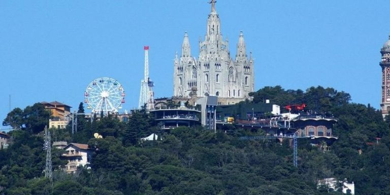 El parque de atracciones del Tibidabo / Dennis Gries EN PIXABAY