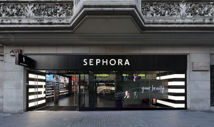 Exterior de la tienda Sephora situada en Rambla Catalunya / SEPHORA