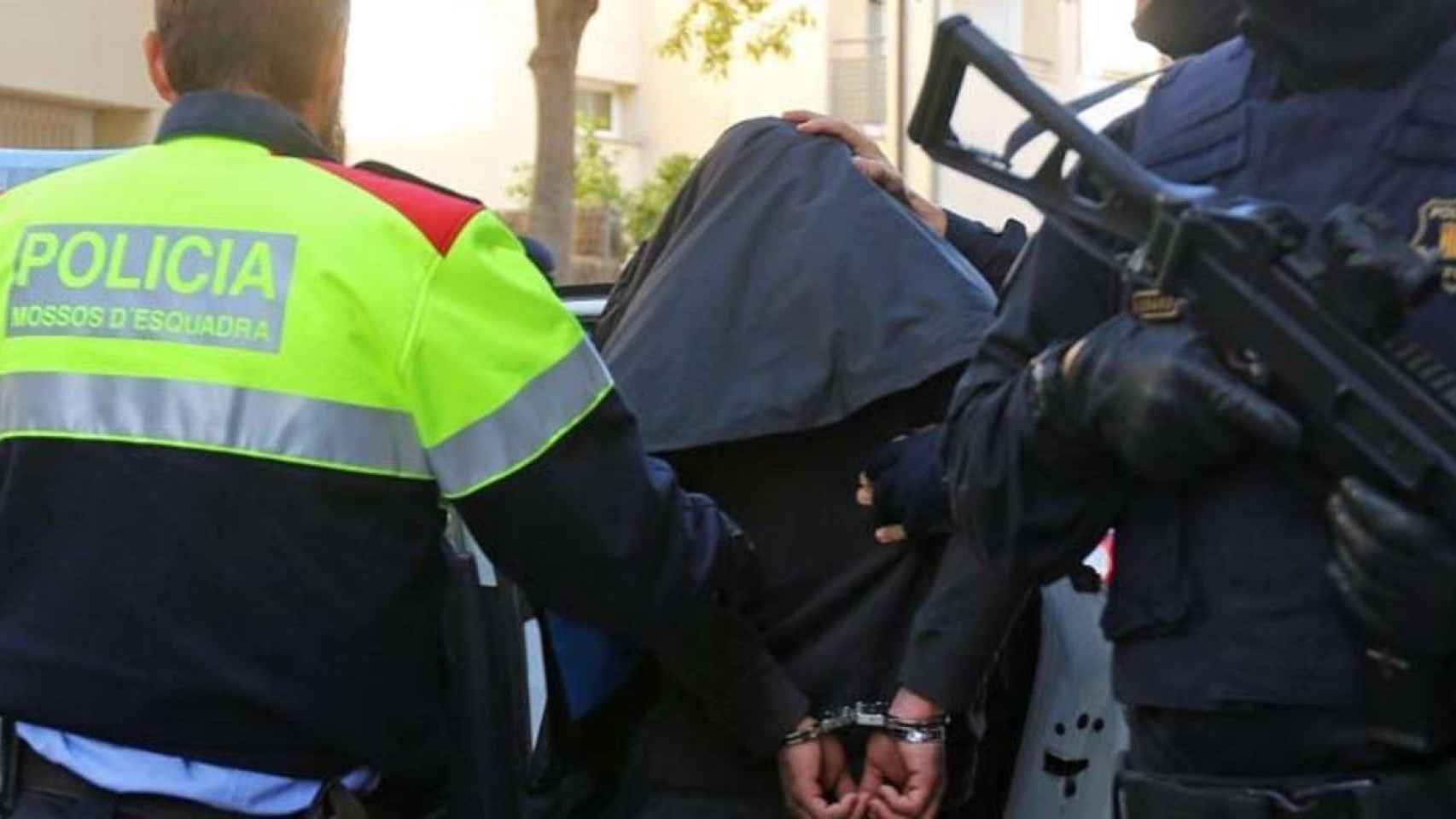 Un detenido por los Mossos d'Esquadra / EFE