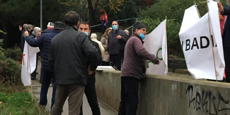 Vecinos en el parque de la Ronda de Dalt / RP