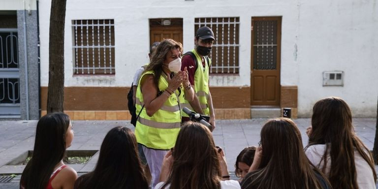 Agentes cívicos de servicio en Barcelona / AJ BCN