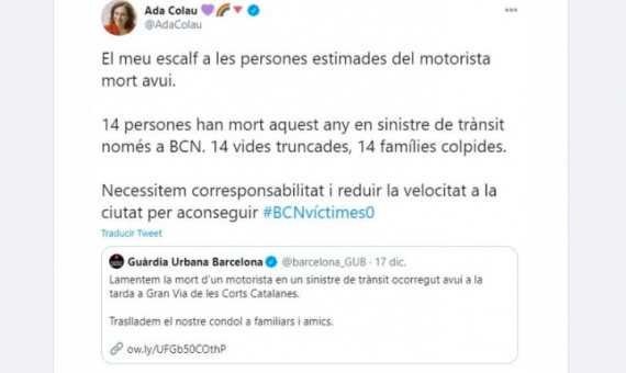 Pésame de Ada Colau a la familia del motorista muerto / TWITTER