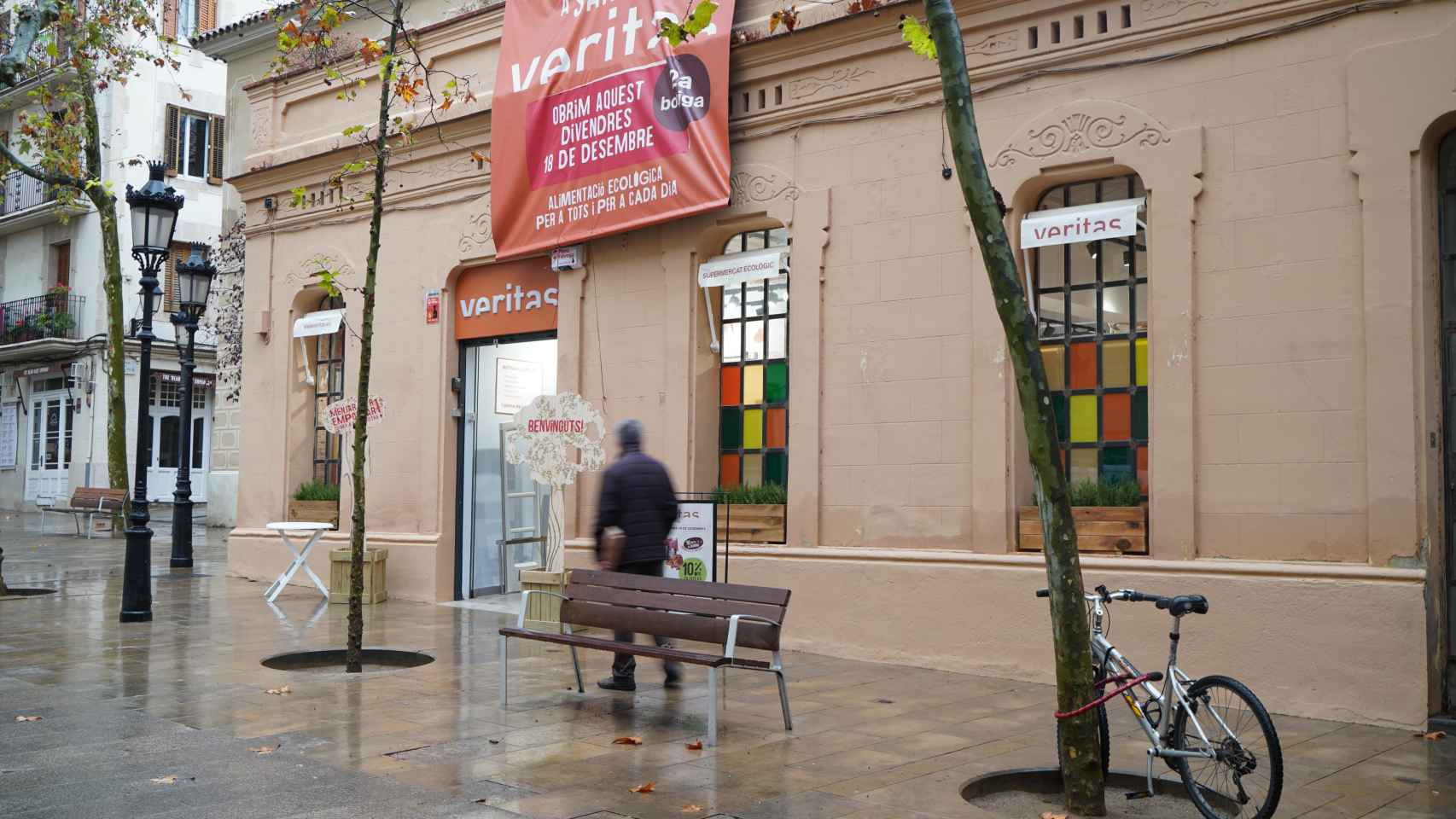 Fachada de la segunda tienda de Veritas en Sarrià / CEDIDA