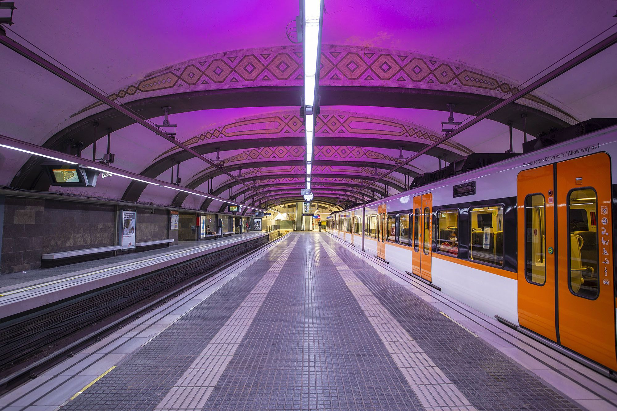 Estación de Ferrocarrils de la Generalitat de Catalunya (FGC) en Barcelona / TWITTER