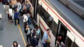 Imagen de archivo de un tren de Renfe / EFE