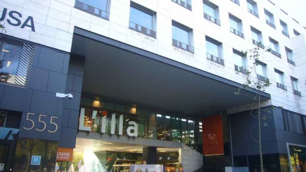 Exterior del centro comercial L’Illa Diagonal / L’ILLA DIAGONAL