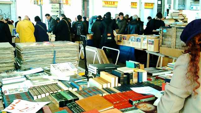 Mercado del libro en Sant Antoni de Barcelona / ARCHIVO