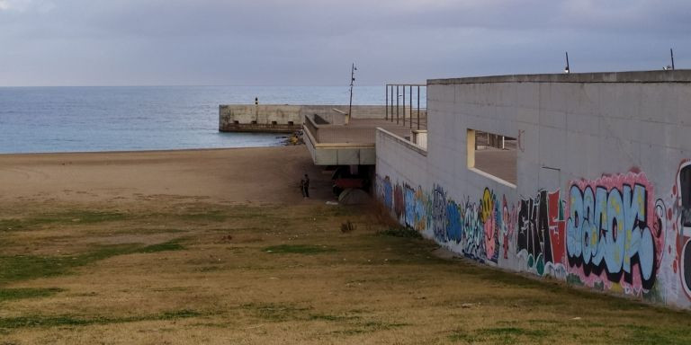 Asentamiento del Port del Fòrum visto desde lejos/ ELISABET GONALEZ