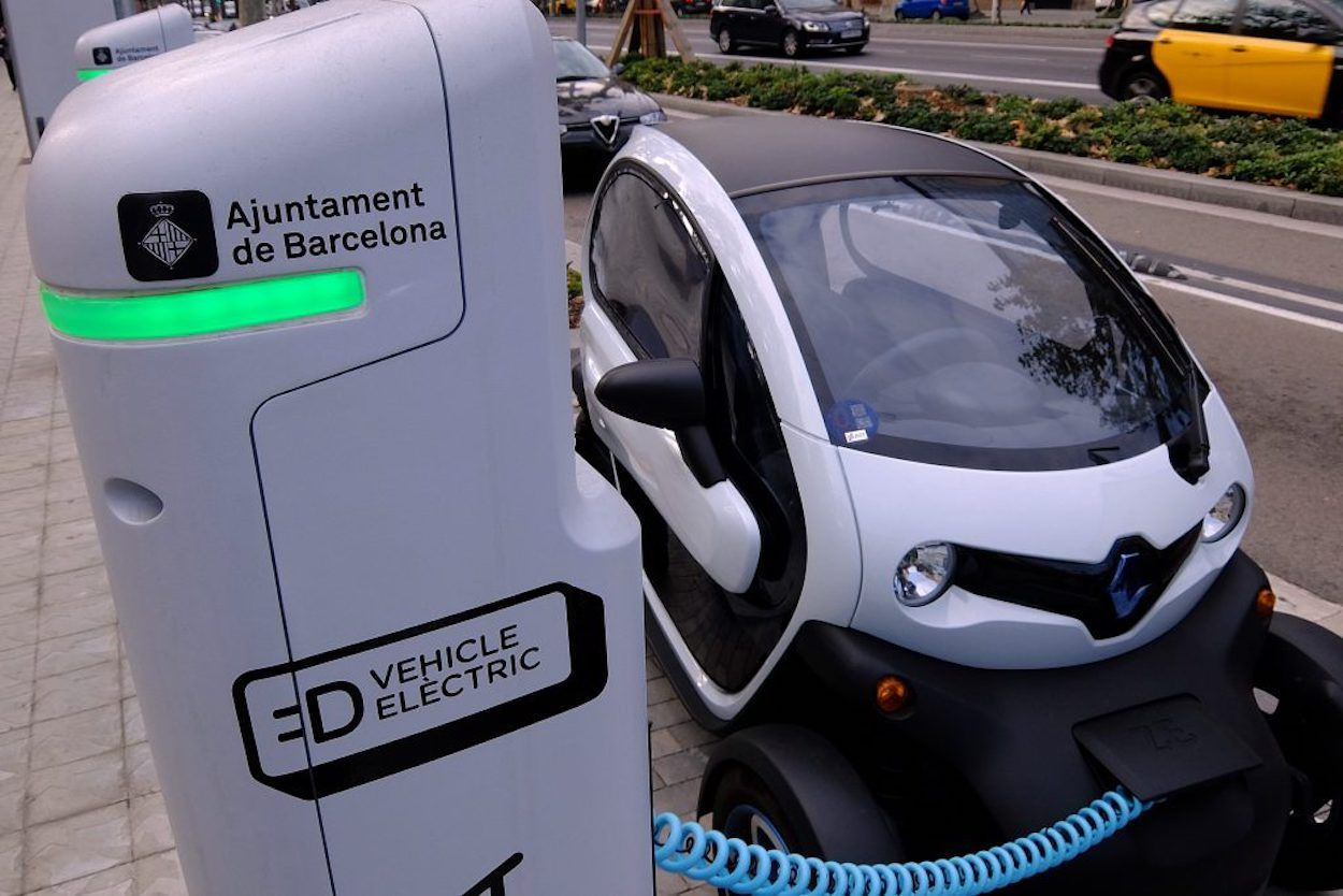 Barcelona cobra desde este lunes por cargar coches eléctricos / AYUNTAMIENTO DE BARCELONA