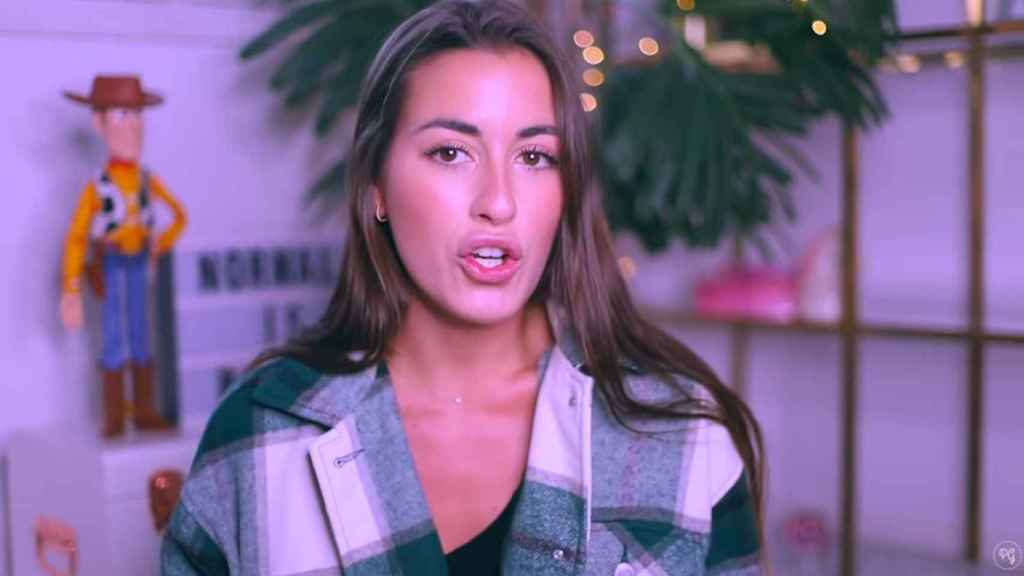 La influencer Paula Gonu hablando en YouTube / ARCHIVO