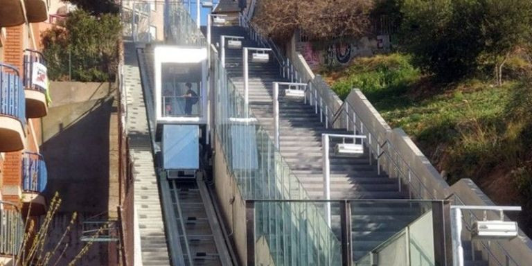 Ascensor en La Font d'en Fargues / AJ BCN