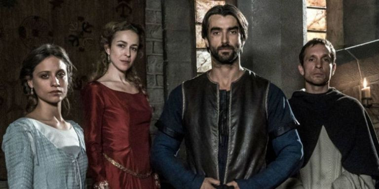 Personajes de la serie La Catedral del Mar, que puede verse en Netflix