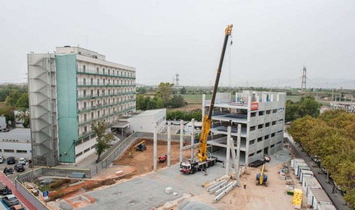 El hospital satélite de Bellvitge en construcción / HOSPITAL DE BELLVITGE