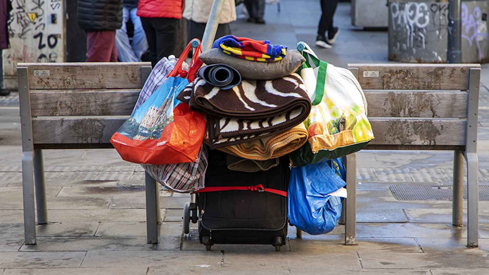 Enseres de una persona sintecho en Barcelona / ARRELS FUNDACIÓ