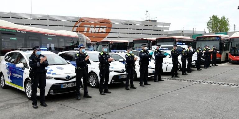 Agentes de la policía de l'Hospitalet durante el estado de alarma / @ManuGon89977609