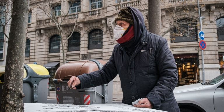 Joan Bueno, pintor callejero de Barcelona  / PABLO MIRANZO (MA)