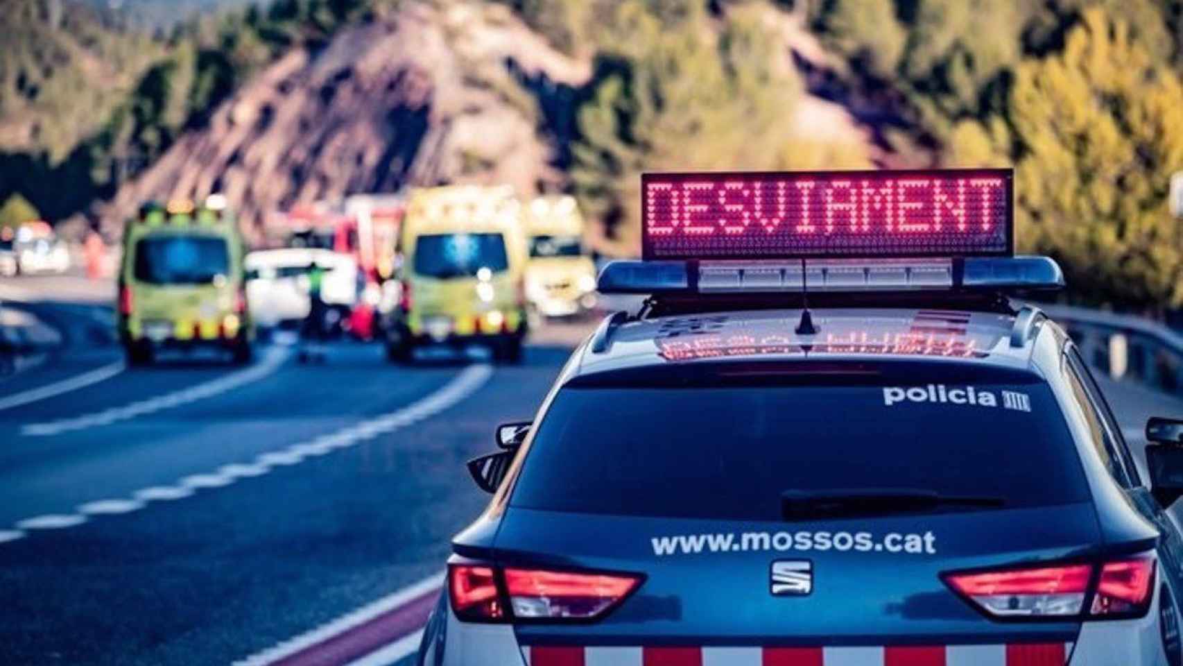 Mossos d'Esquadra desvían el tráfico por un accidente, en una imagen de archivo / EUROPA PRESS