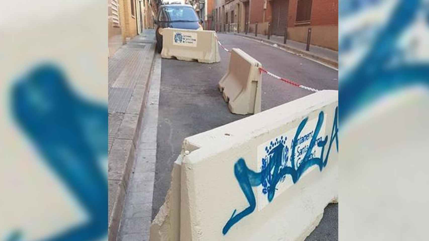 Uno de los bloques de hormigón que llevará al pleno Ciutadans en Santa Coloma de Gramanet / FACEBOOK