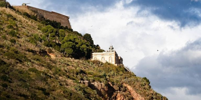 Vista del Faro del Morrot, en Montjuïc / INMA SANTOS
