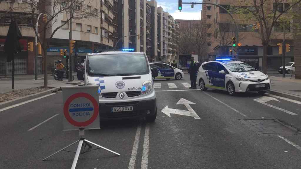 Control de la Guardia Urbana de L'Hospitalet / AJ L'HOSPITALET