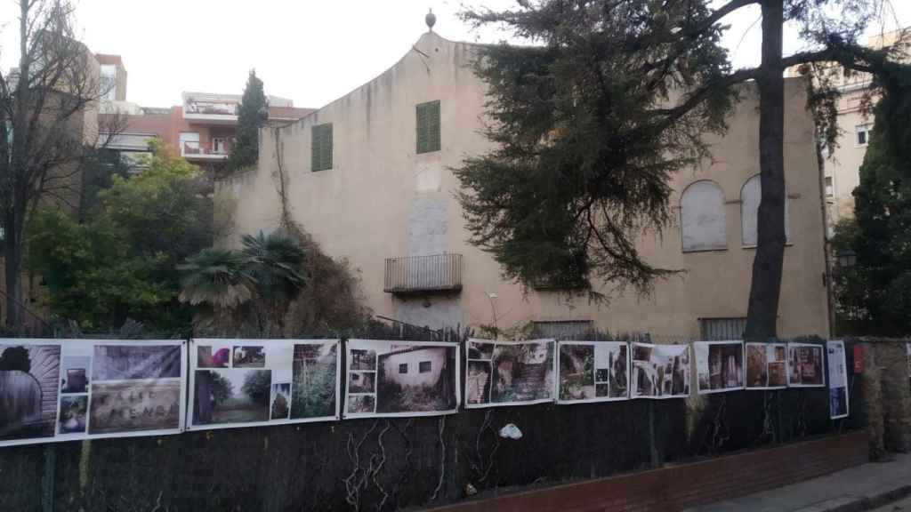 La Torre Garcini, tapiada, en el Guinardó / METRÓPOLI - JORDI SUBIRANA