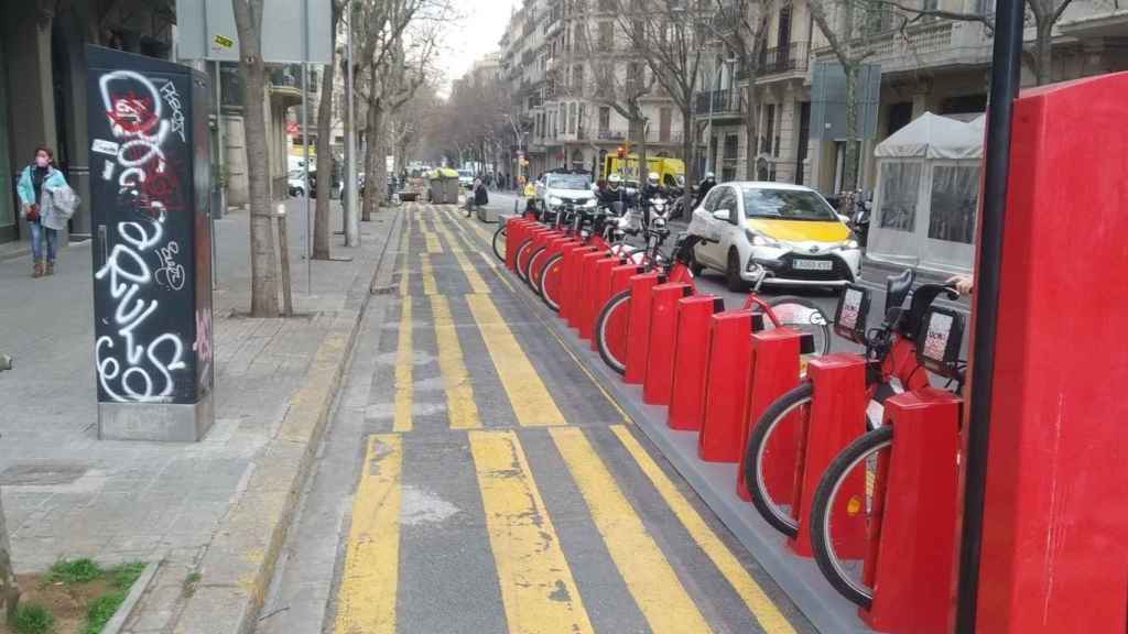 La calle de Girona, pacificada / METRÓPOLI ABIERTA - JORDI SUBIRANA