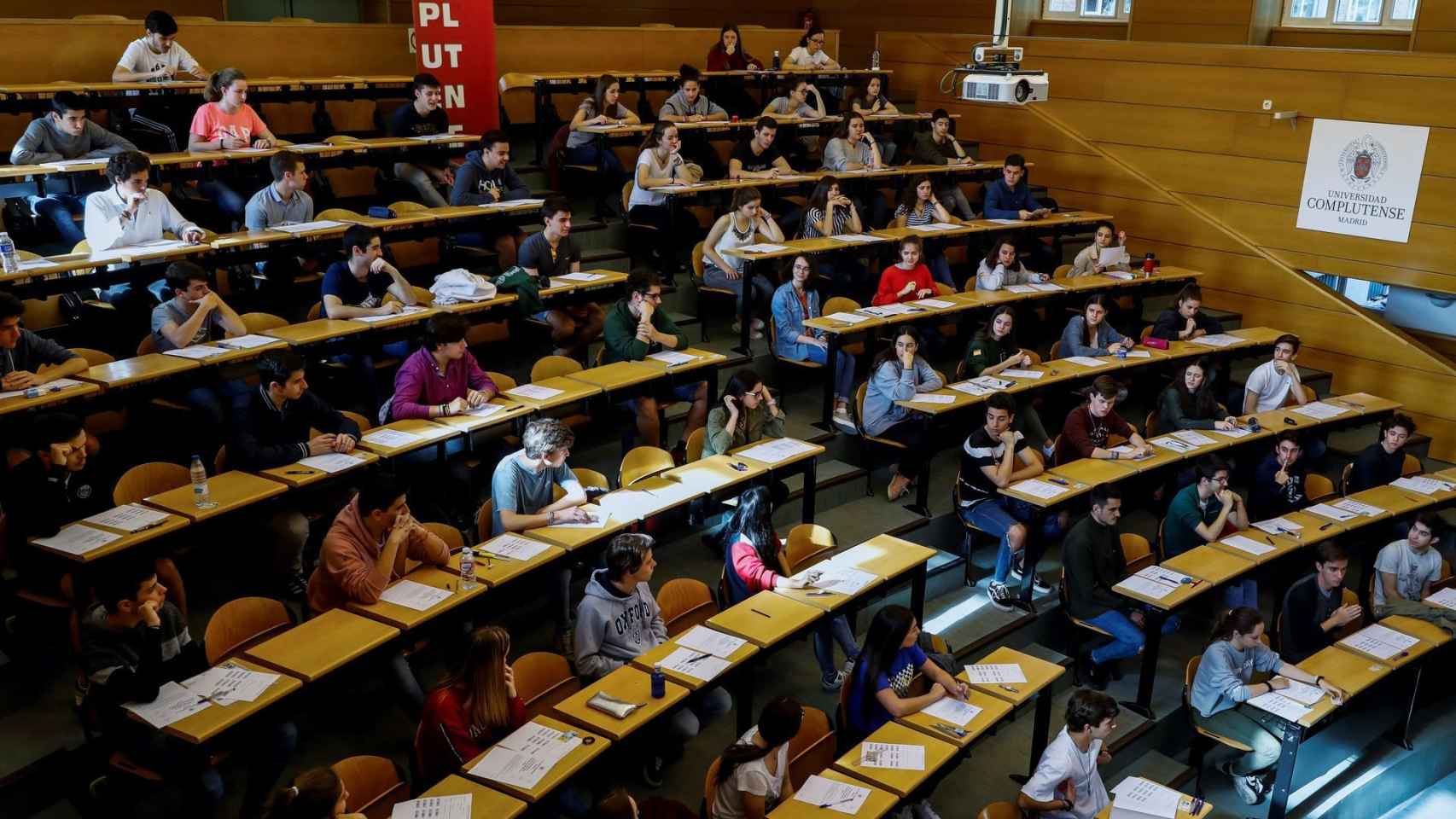 Los universitarios de primer curso vuelven a las clases presenciales / ARCHIVO