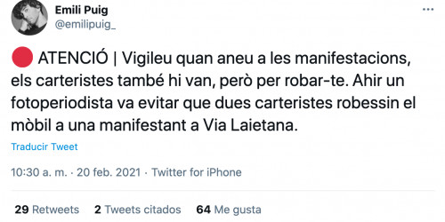 Tuit del fotoperiodista Emili Puig donde denuncia robos durante las protestas